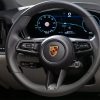 LCD-scherm van het digitale instrumentenpaneel van Ikagoo geïnstalleerd in een moderne auto