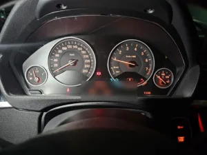 2020 BMW 418i Gran Coupe F36 origineel instrumentencluster vóór installatie van het digitale cluster